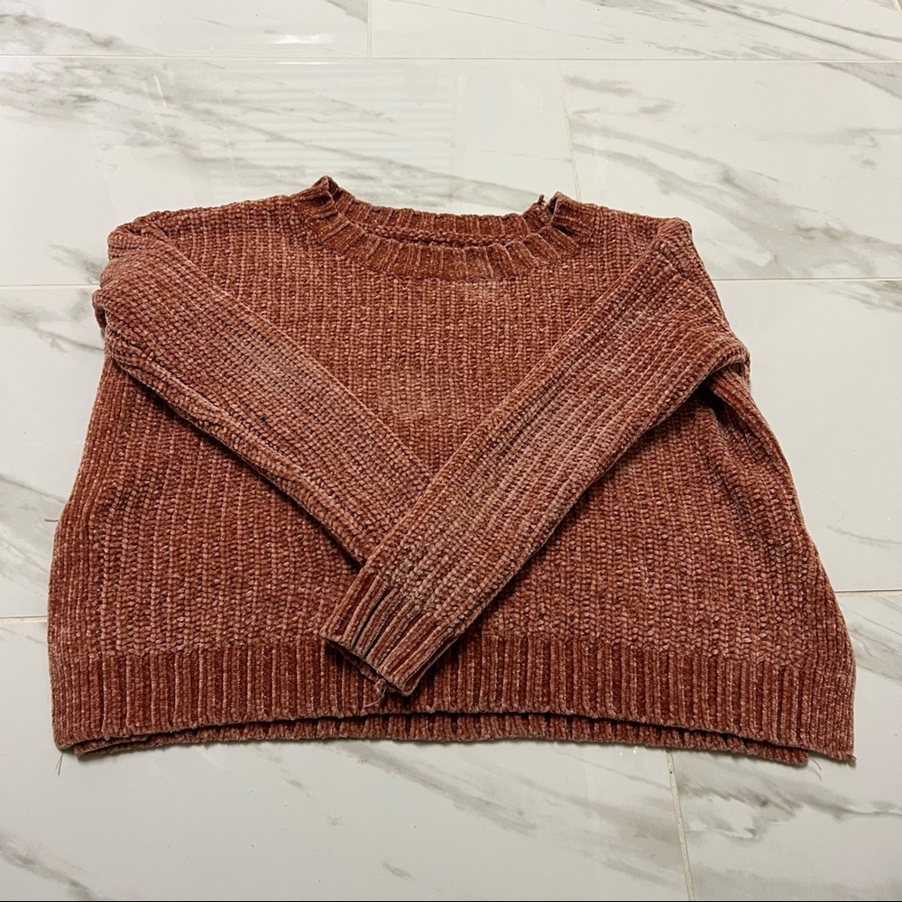 Arie rust sweater